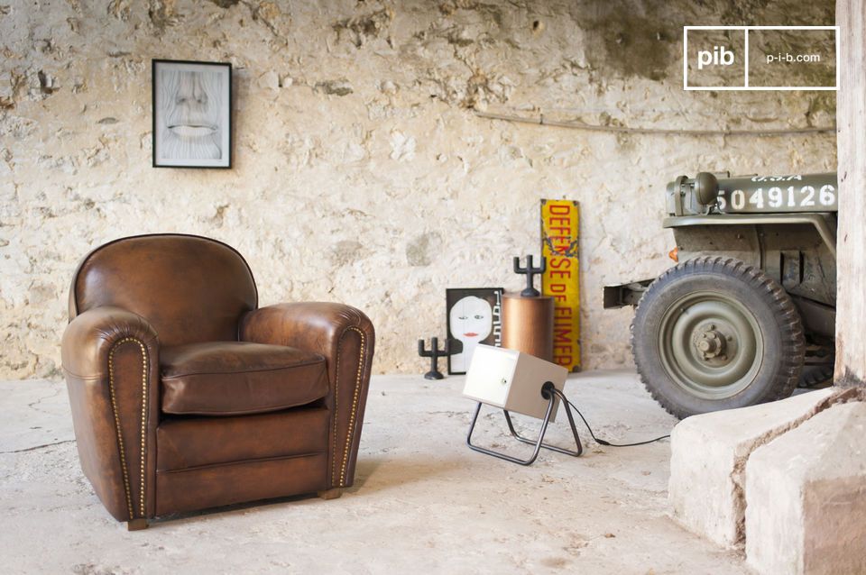 Der Sessel kann ein dominantes Element in Ihrem Interieur sein.
