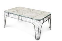 Industrieller Couchtisch aus Gittermetall