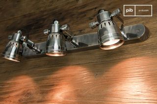 Dreifache silberne Metall-Wandleuchte Bistrot