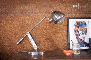 Silberne Metall-Tischlampe Elsa