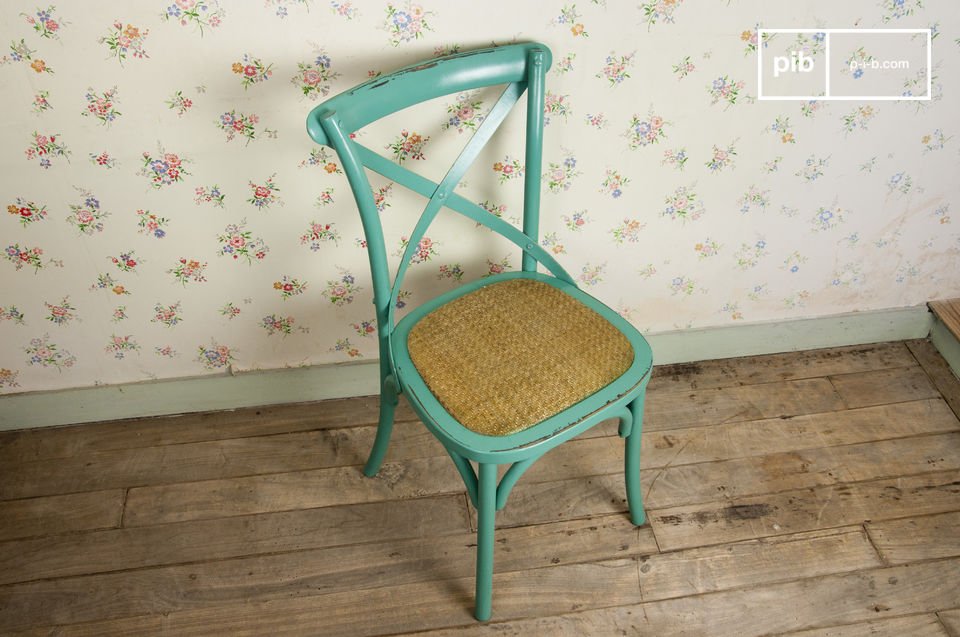 Mit diesem schönen patinierten  Barock-Stuhl  aus massiver Buche wird Ihr Esstisch zu einem